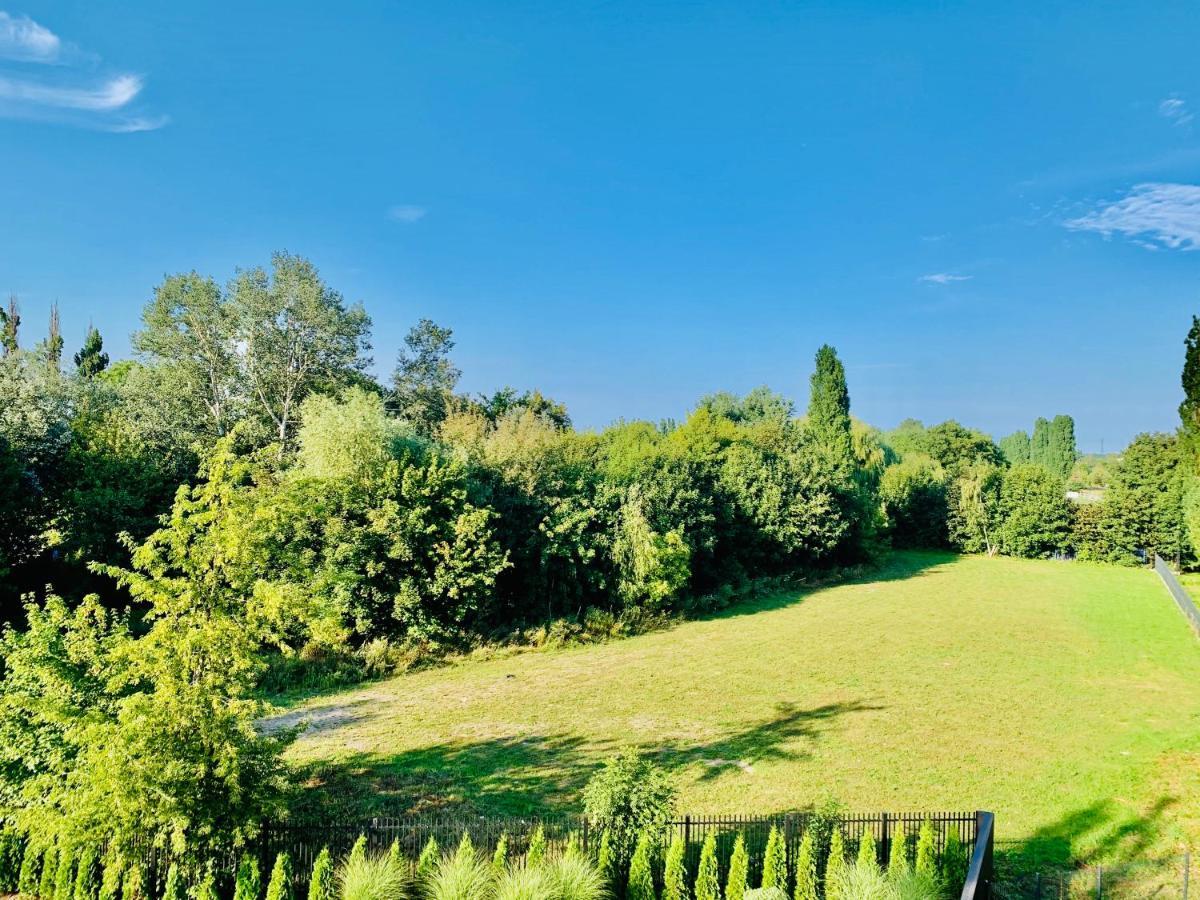Baltic Riviera Apartments - Garden Sanctuary Retreat Гданск Екстериор снимка
