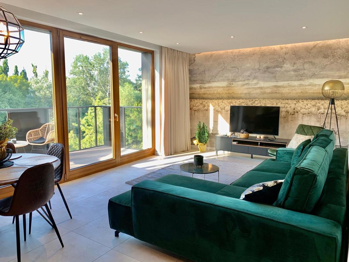 Baltic Riviera Apartments - Garden Sanctuary Retreat Гданск Екстериор снимка
