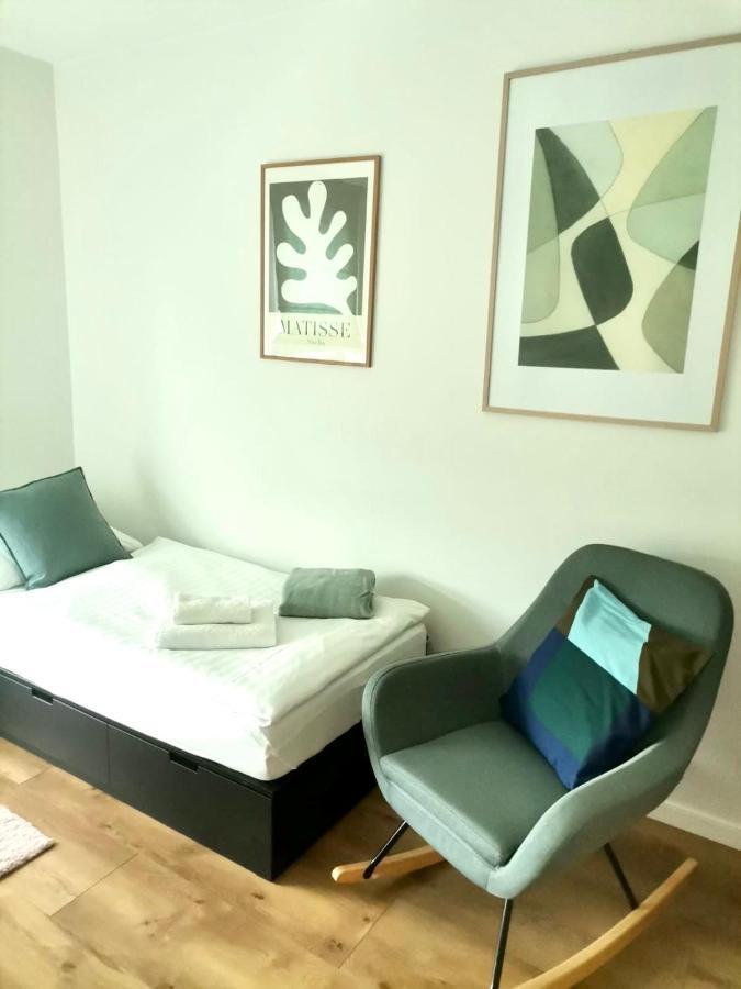 Baltic Riviera Apartments - Garden Sanctuary Retreat Гданск Екстериор снимка